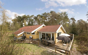 4 Bedroom Lovely Home In Nexø, Snogebæk